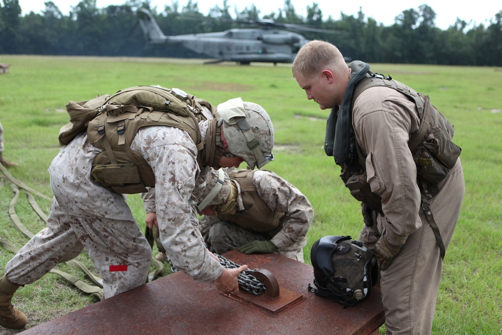 Helicopter Support Training Races Against Time, Weather