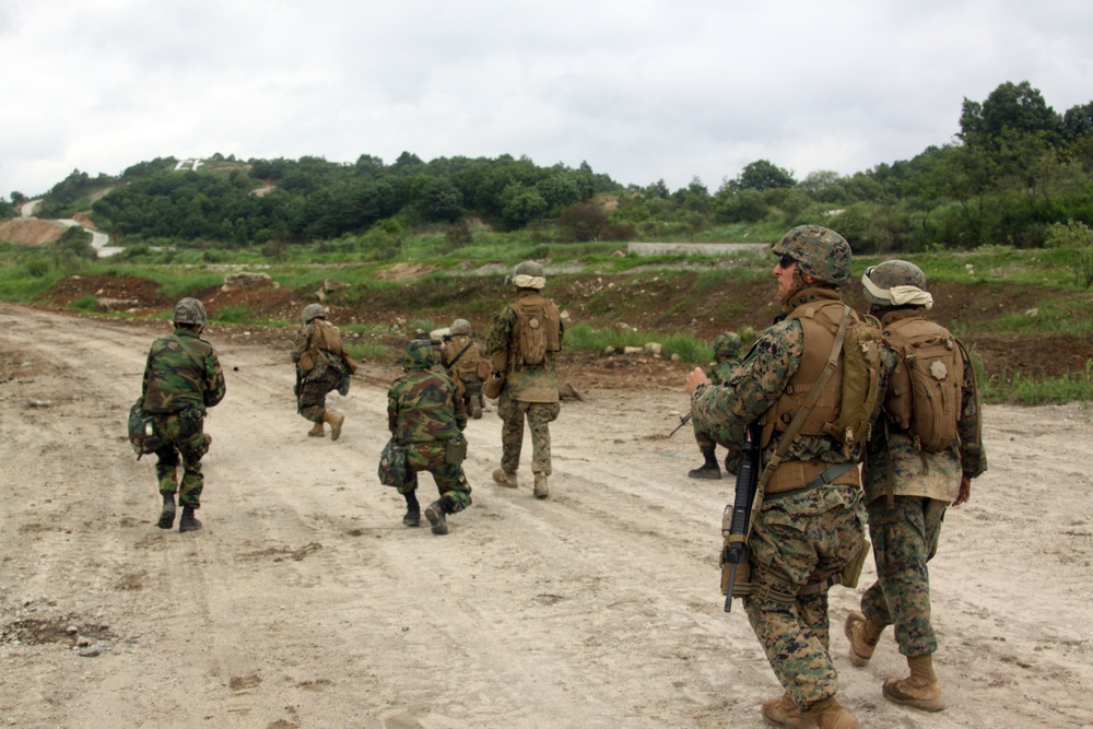 ROK, U.S. Marines enhance squad tactics