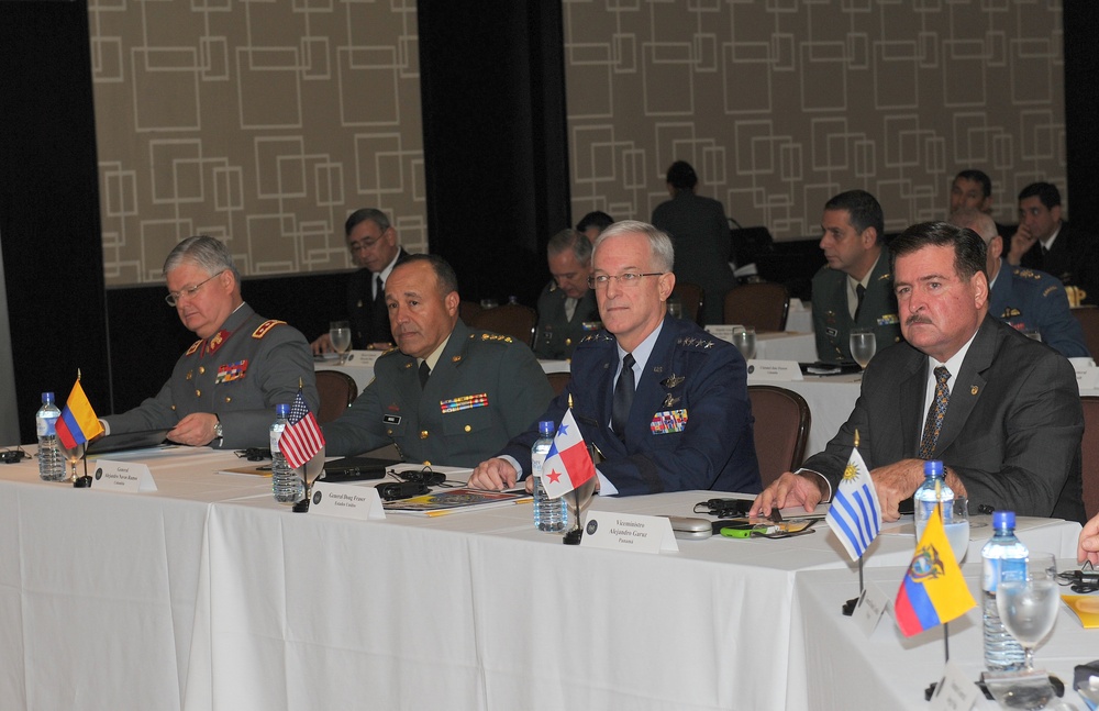 US, South American military, civilian leaders discuss evolving threats at IV SOUTHDEC