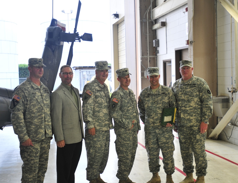 Texas Guardsmen bid farewell to aircraft model