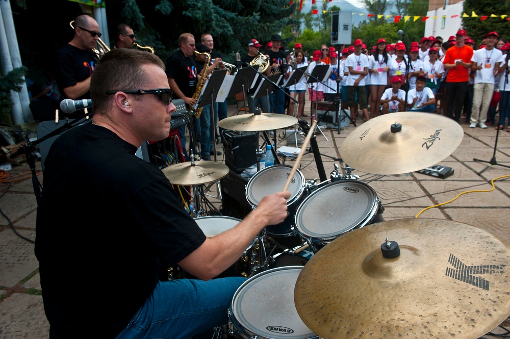 Vector rocks out at Barchyn Resort