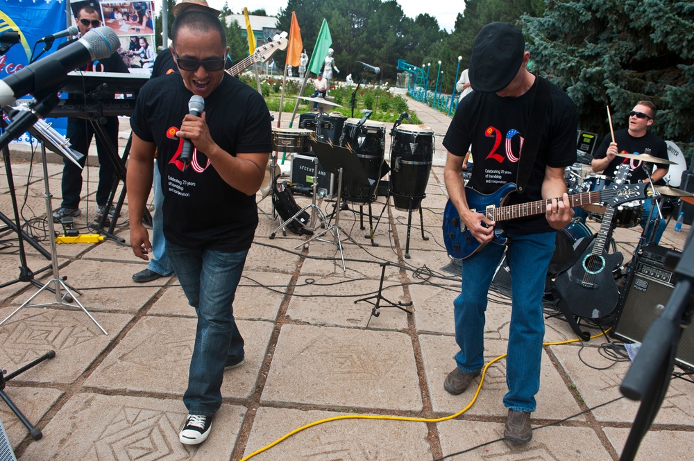Vector rocks out at Barchyn Resort