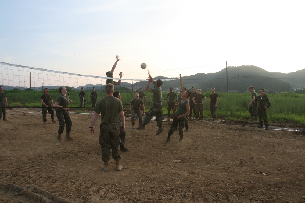 ROK, U.S. Marines celebrate successful training