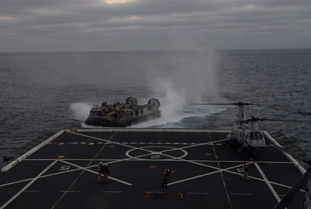 Landing craft air cushion departs USS Green Bay
