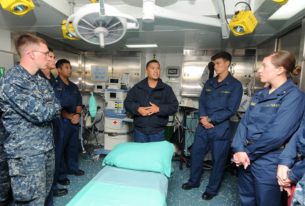 DVIDS - Images - USS Makin Island Maiden deployment [Image 2 of 2]