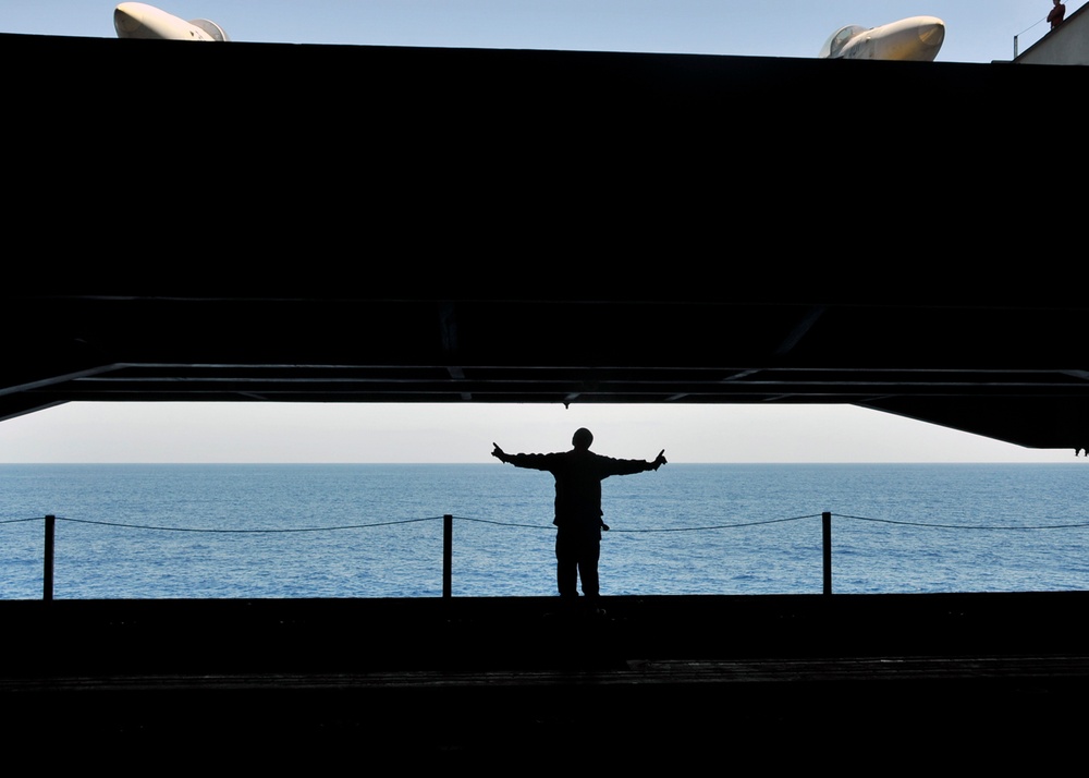 USS Abraham Lincoln action