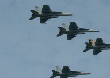 Navy, Marines take part in Sapporo Air Show