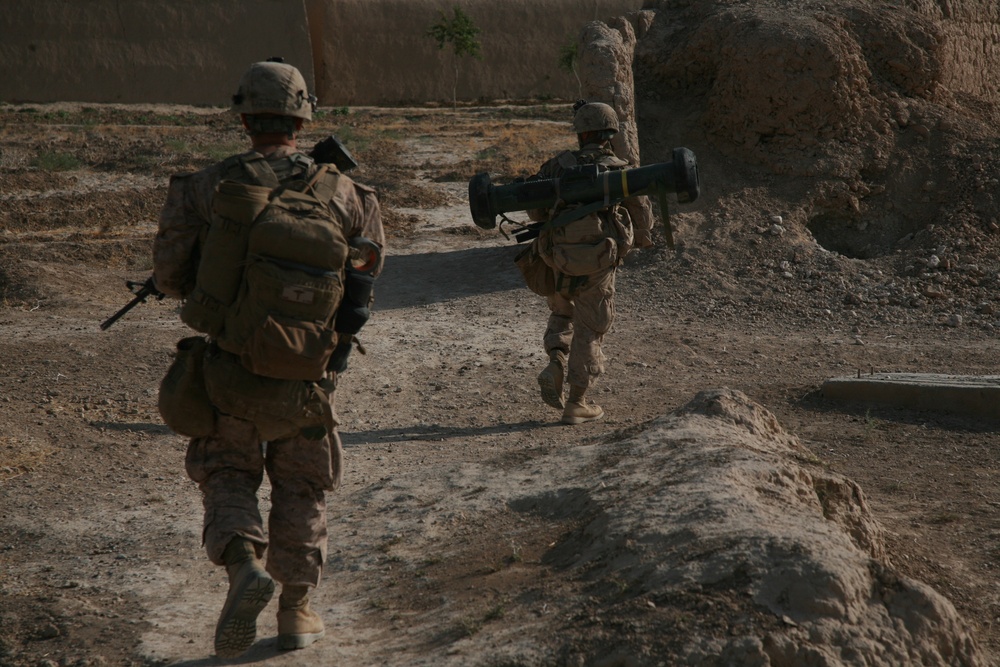 2/5 Marines patrol in Ganbum Rece