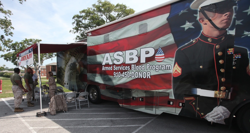 Marines compete in blood drive