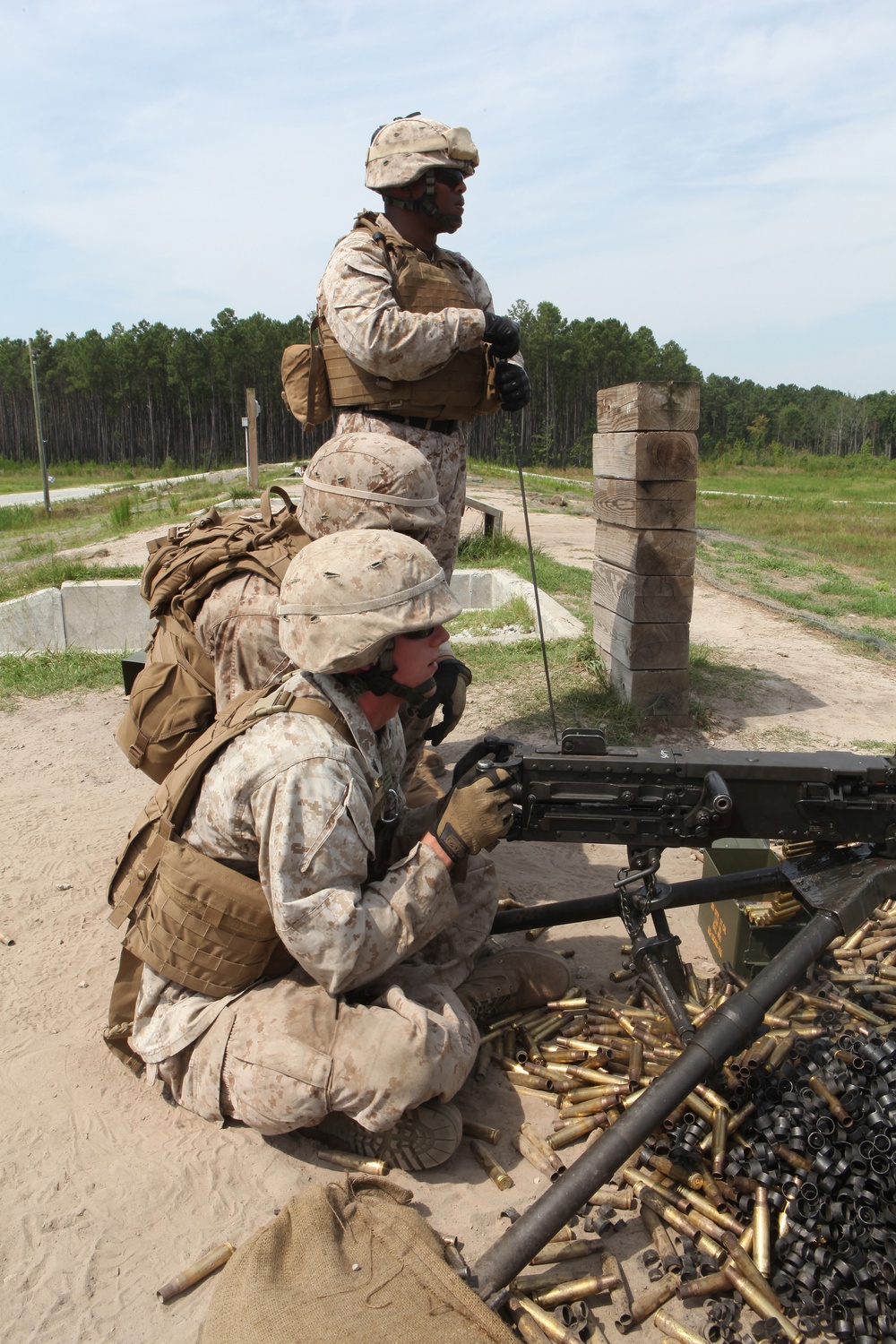 Marines, sailors hone machine gunning skills for Afghan deployment