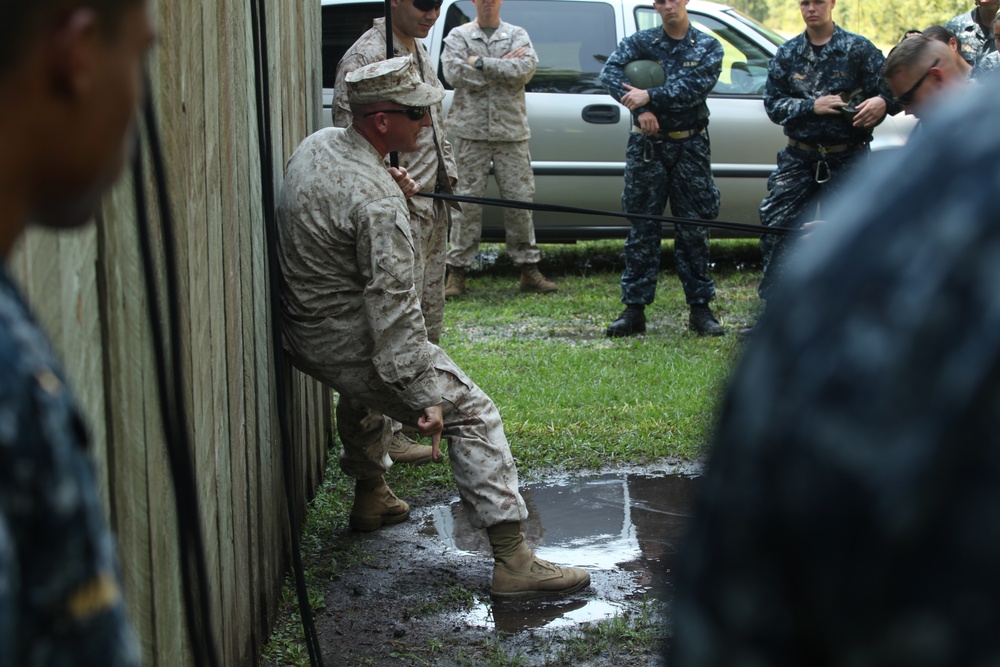 Midshipmen undergo Marine Week aboard MCB Camp Lejeune