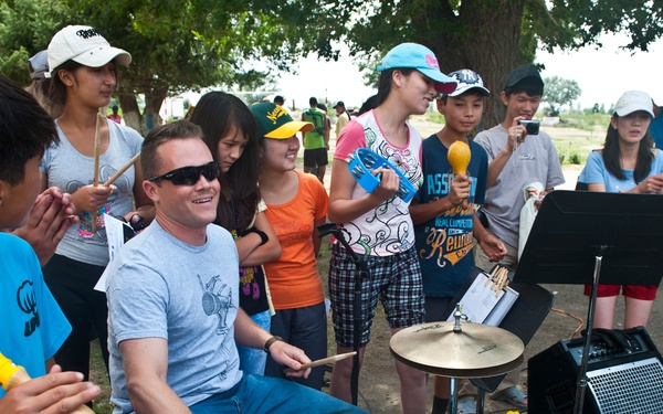 Drummer builds partnership with single beat