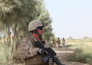 Third Light Armored Reconnaissance Battalion disrupts enemy passageways