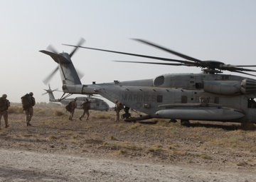 Third Light Armored Reconnaissance Battalion disrupts enemy passageways