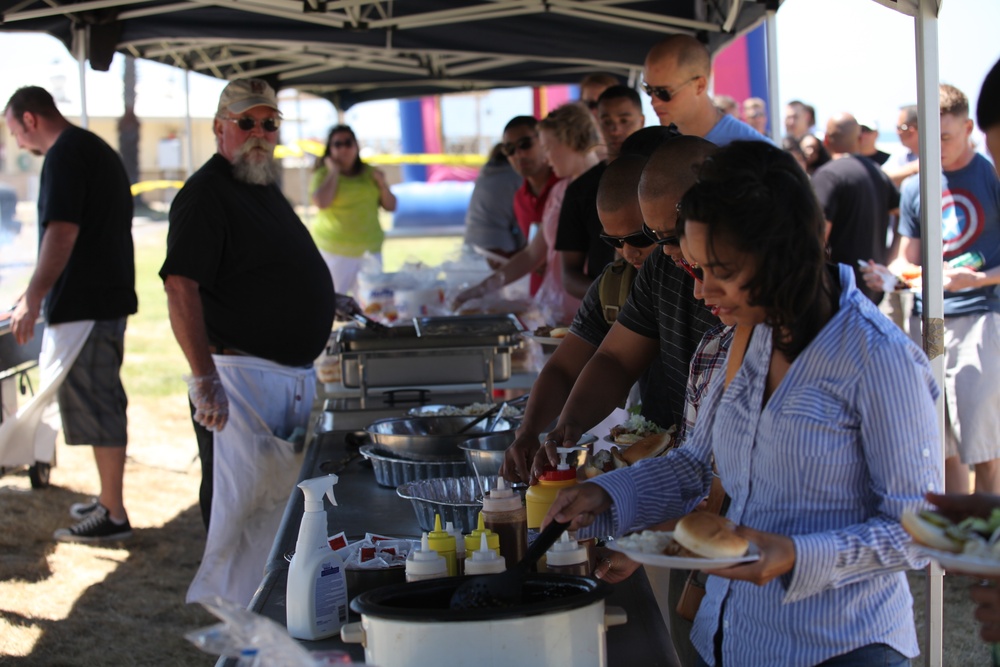 Out of office onto beach: MWHS-3 holds annual family get-together