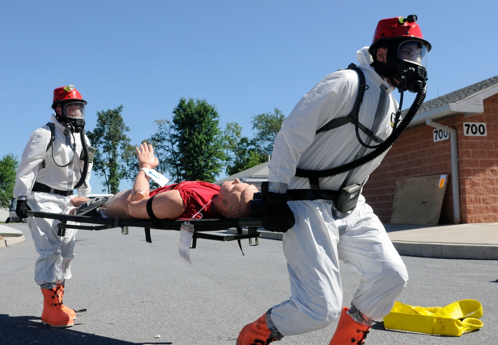 Pennsylvania National Guard and civilian emergency responders train together