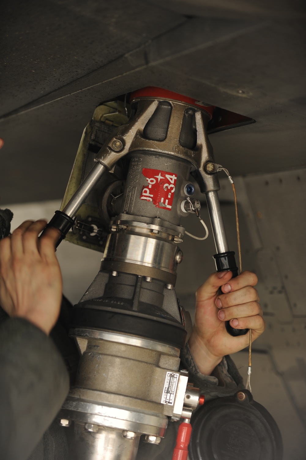 Preparing for hot-pit refueling