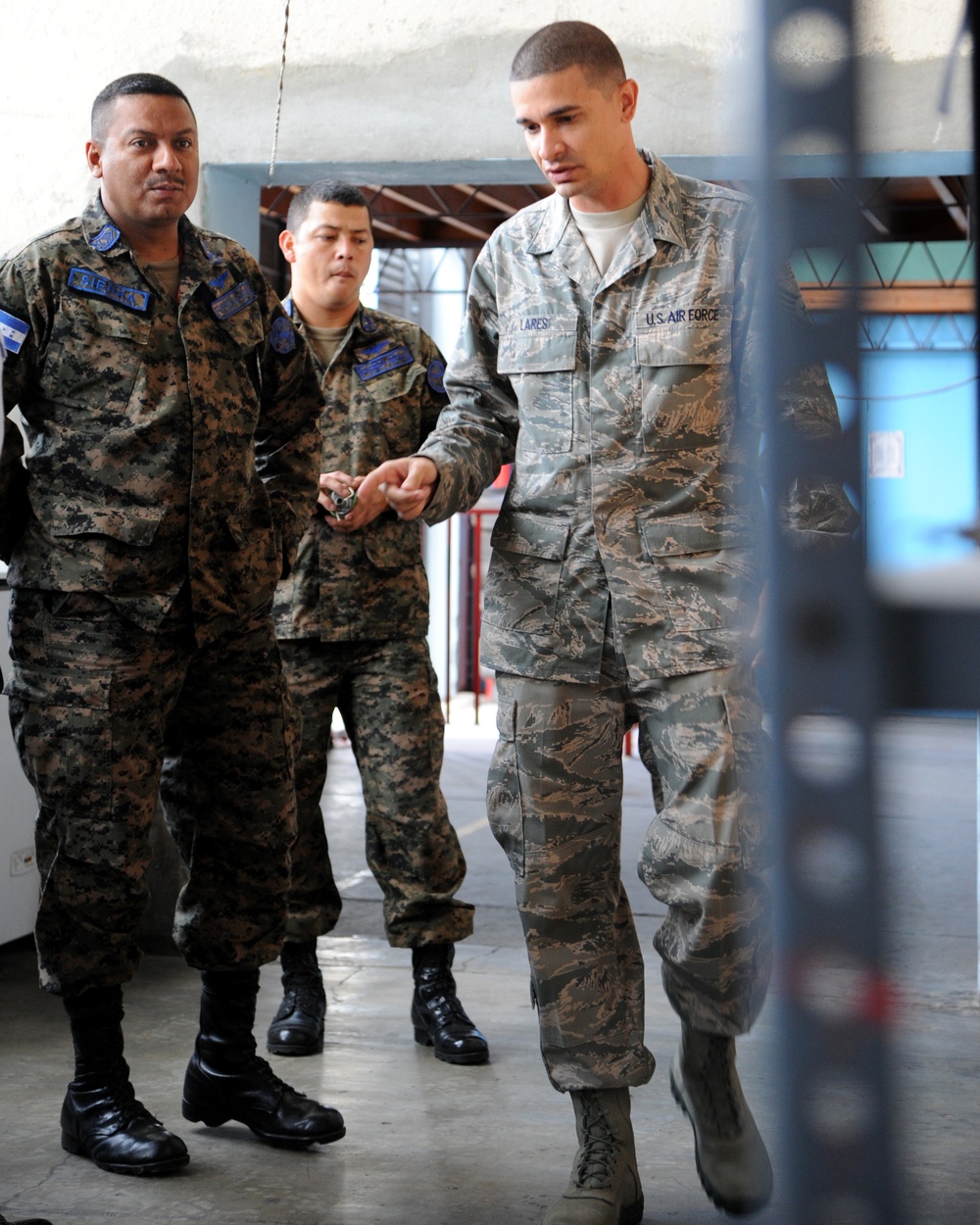 Air advisers continue mission in Honduras