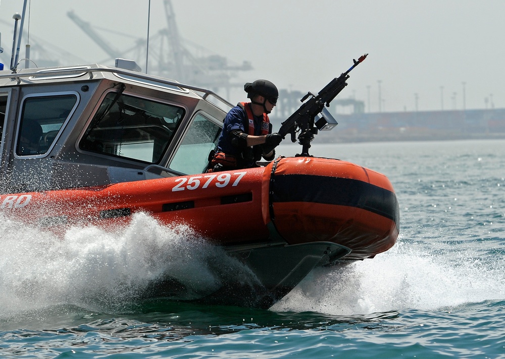 Maritime Safety and Security Team trains in Los Angeles