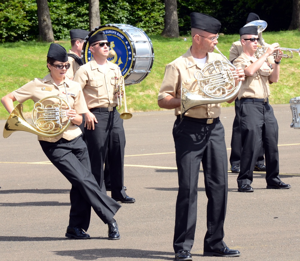 NAVEUR Band rehearses at Scottish Military Barracks