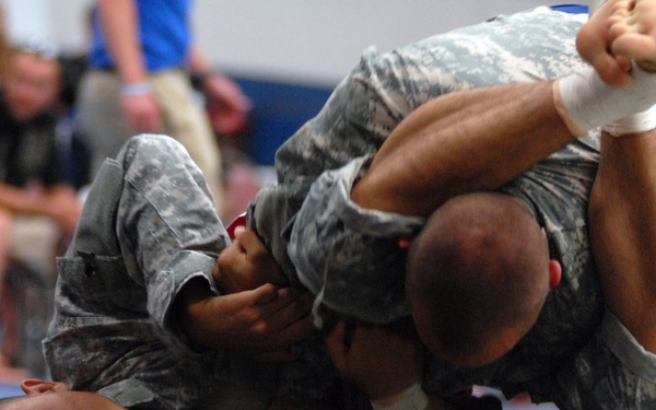 Warriors shine at All-Army Combatives Tournament
