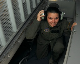 Air Refueling: it’s a family thing