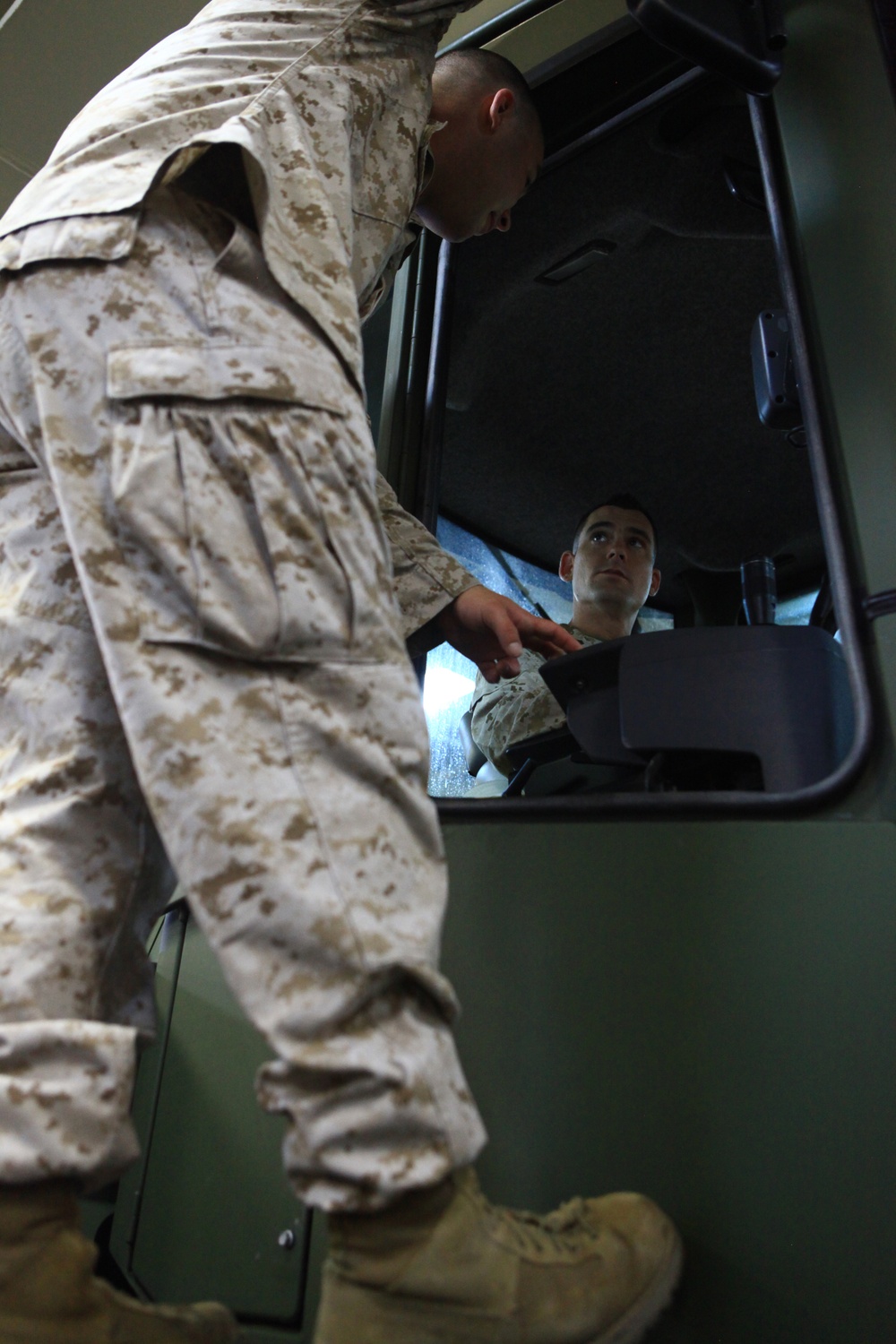 Lobsters beware: Combat Logistics Regiment 27 drops anchor in Maine