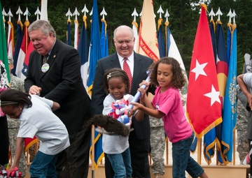 Army Under Secretary breaks new ground for the future of Soldiers and families