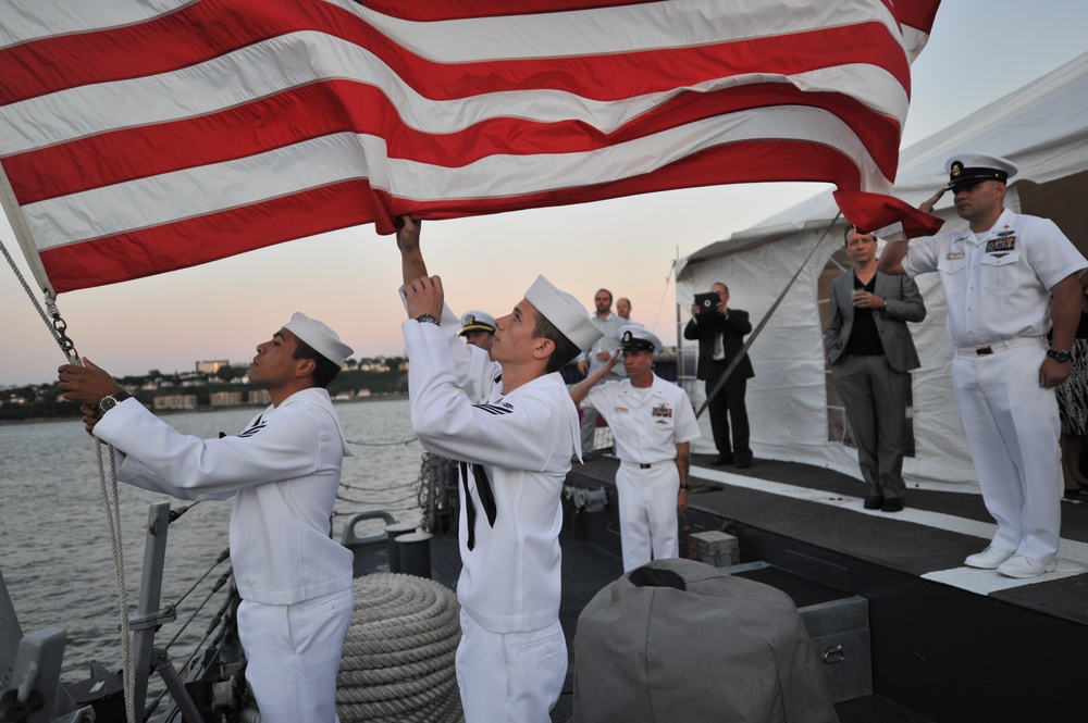 Sailors visit America and Canada cities to celebrate War of 1812  bicentennial