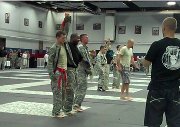 Team Minnesota places sixth at All-Army Combatives Tournament