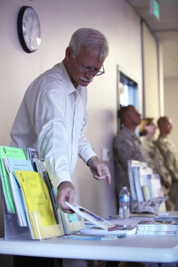 9th Comm. Bn., family readiness officers host family new join brief