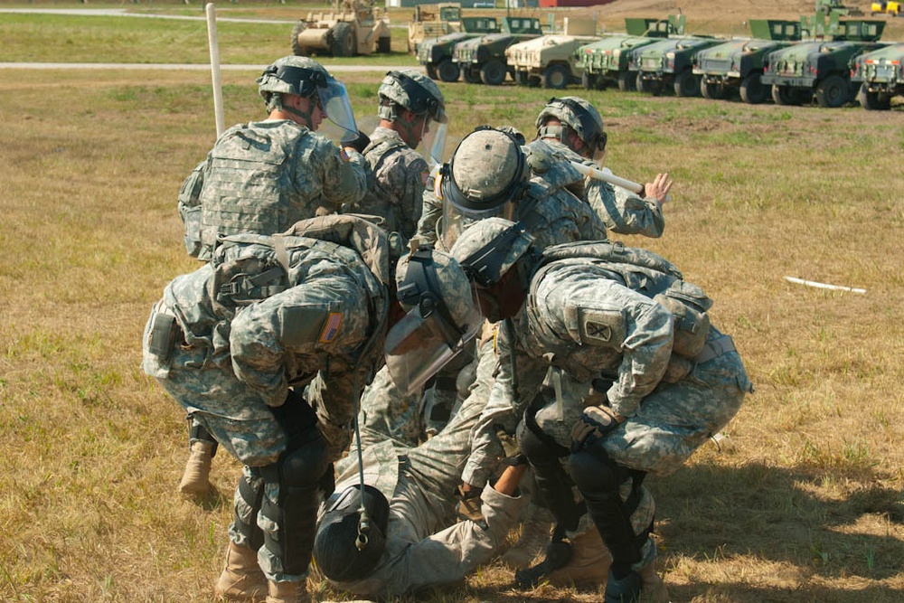 DVIDS - News - Training teamwork