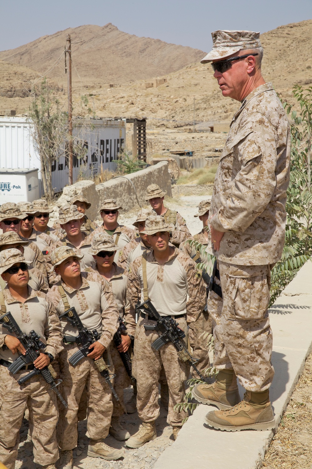 Gen. James F. Amos visits Marines