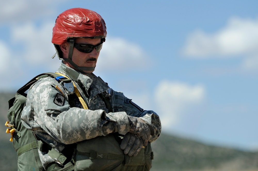 197th Special Troop Company Airborne Jump from Blackhawk