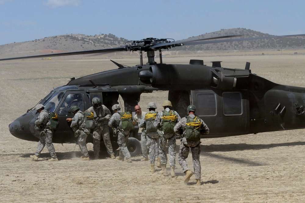 197th Special Troop Company Airborne jump from Black Hawk