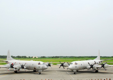 VP-8 and JMSDF conduct data-link training