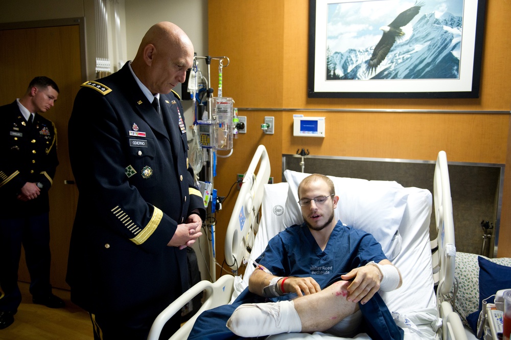 Chief of Staff of the Army visits Walter Reed National Military Medical Center