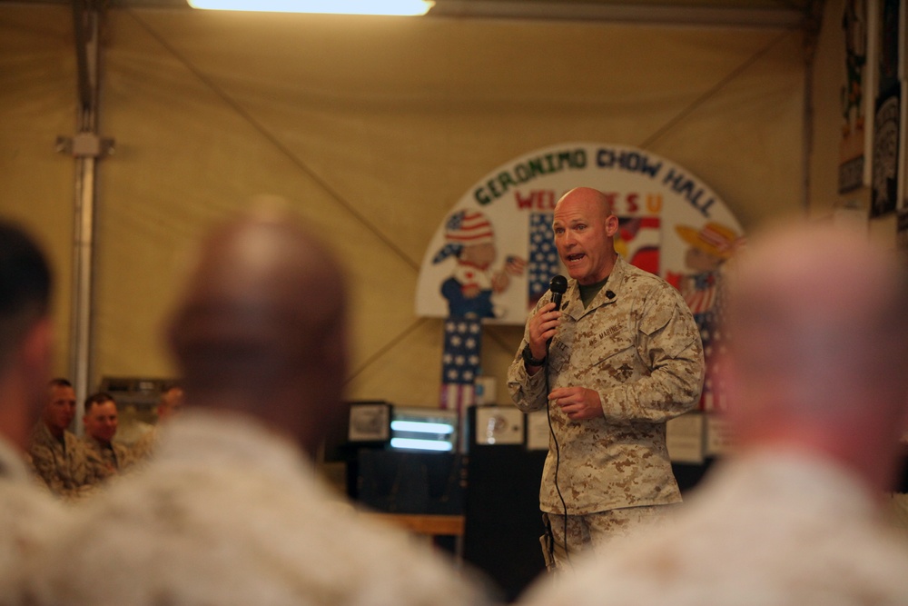 Commandant visits 3/8 Marines at FOB Geronimo