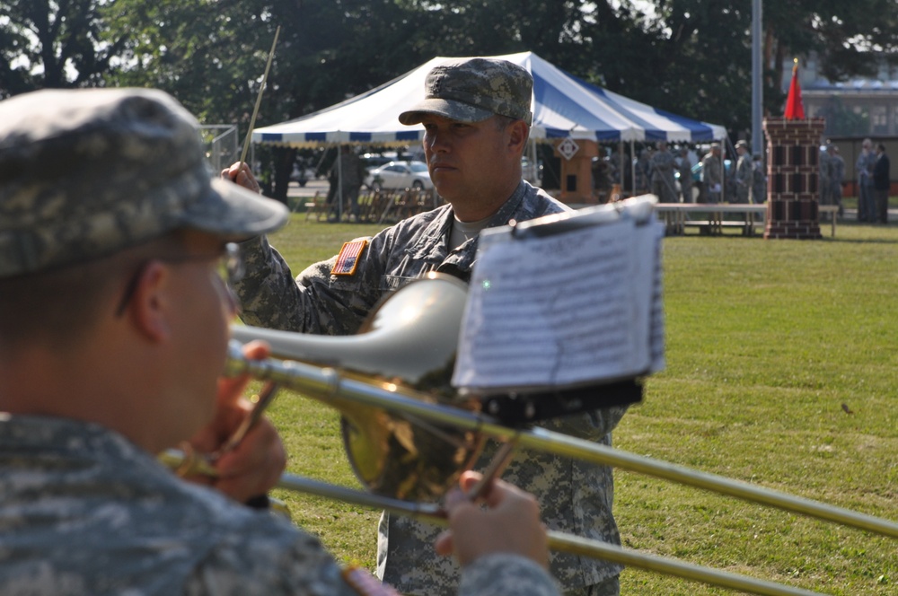 85th Army Band performs for 18th Engineer Brigade