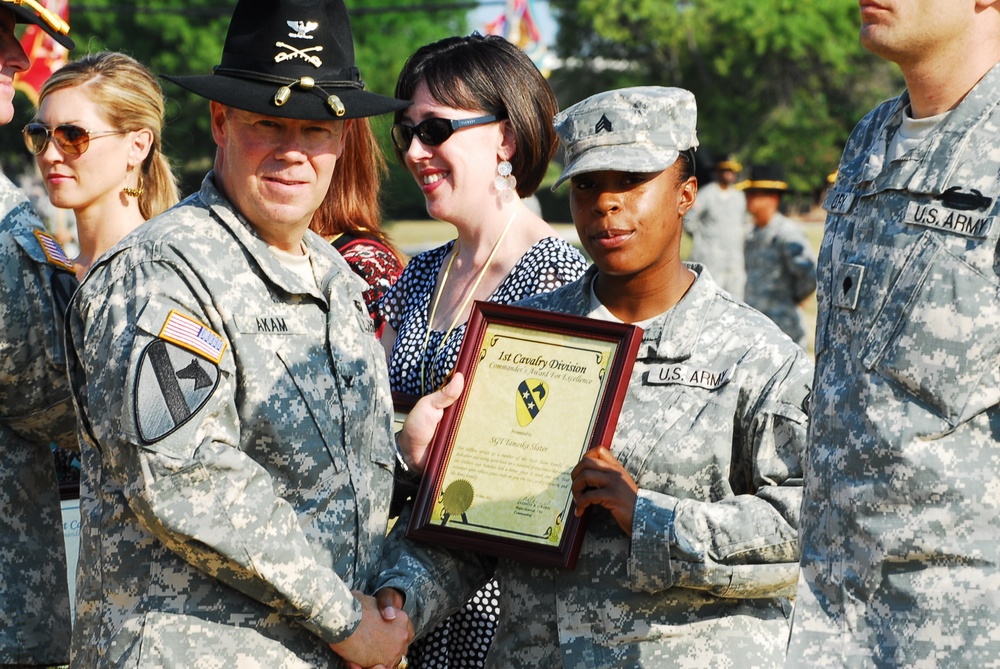 Ironhorse soldier awarded Volunteer of the Month