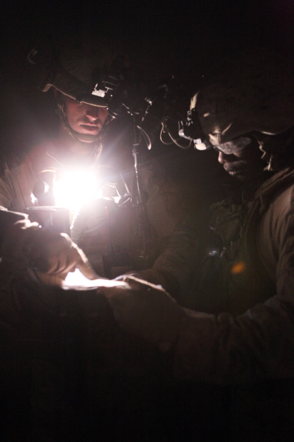 24 MEU Deployment 2012: Charlie Co. night raid in Kuwait