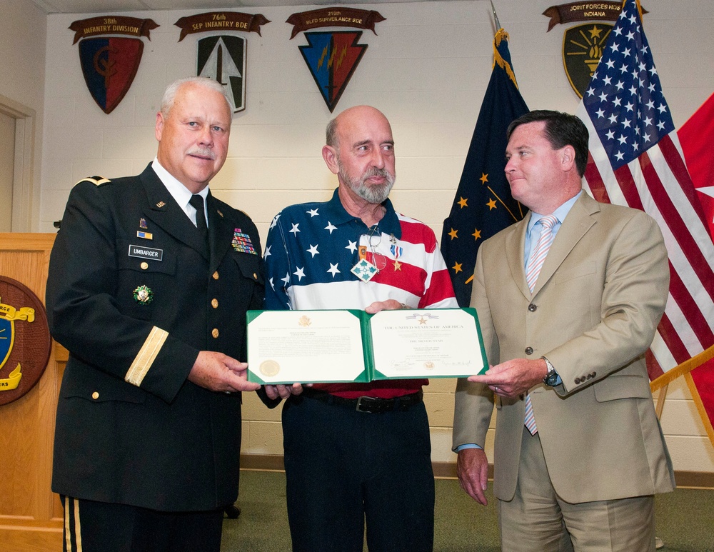 Hoosier Vietnam vet awarded Silver Star after 44 years