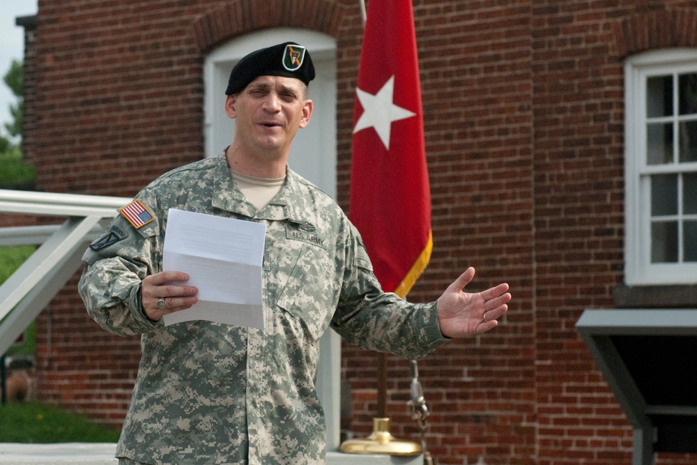 Frederick police officer accepts top enlisted position with Army Reserve unit at Fort McHenry