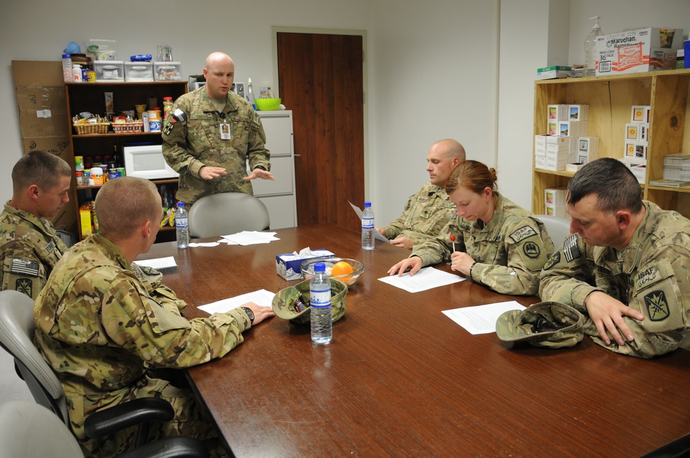 Combat medics receive training