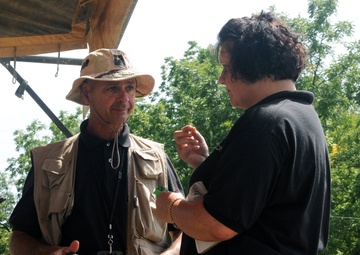 ‘Caveman’ serves his country by training military