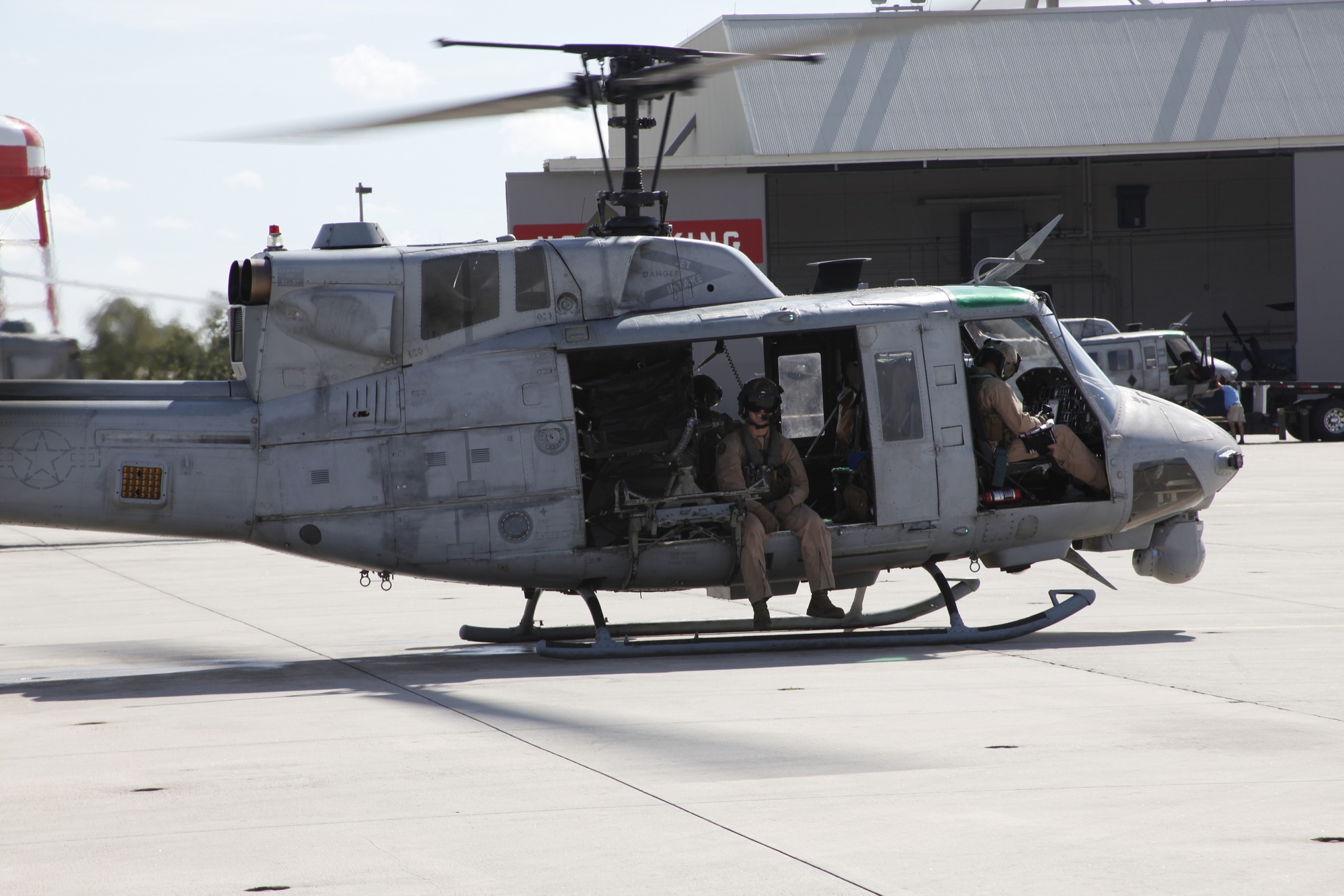 Video, image size:1999x1333