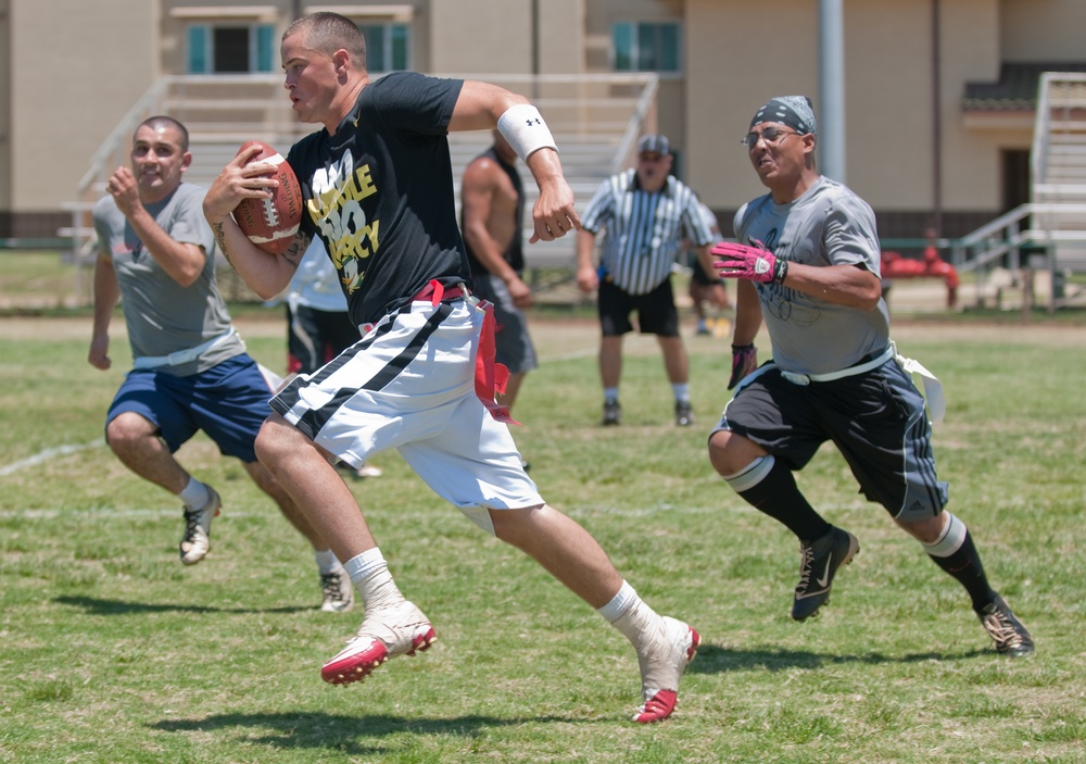 Marine Aviation Logistics Squadron 24 Black Knights defeat Kilo Company 3/3, place first in 101 Days of Summer Flag Football Tournament