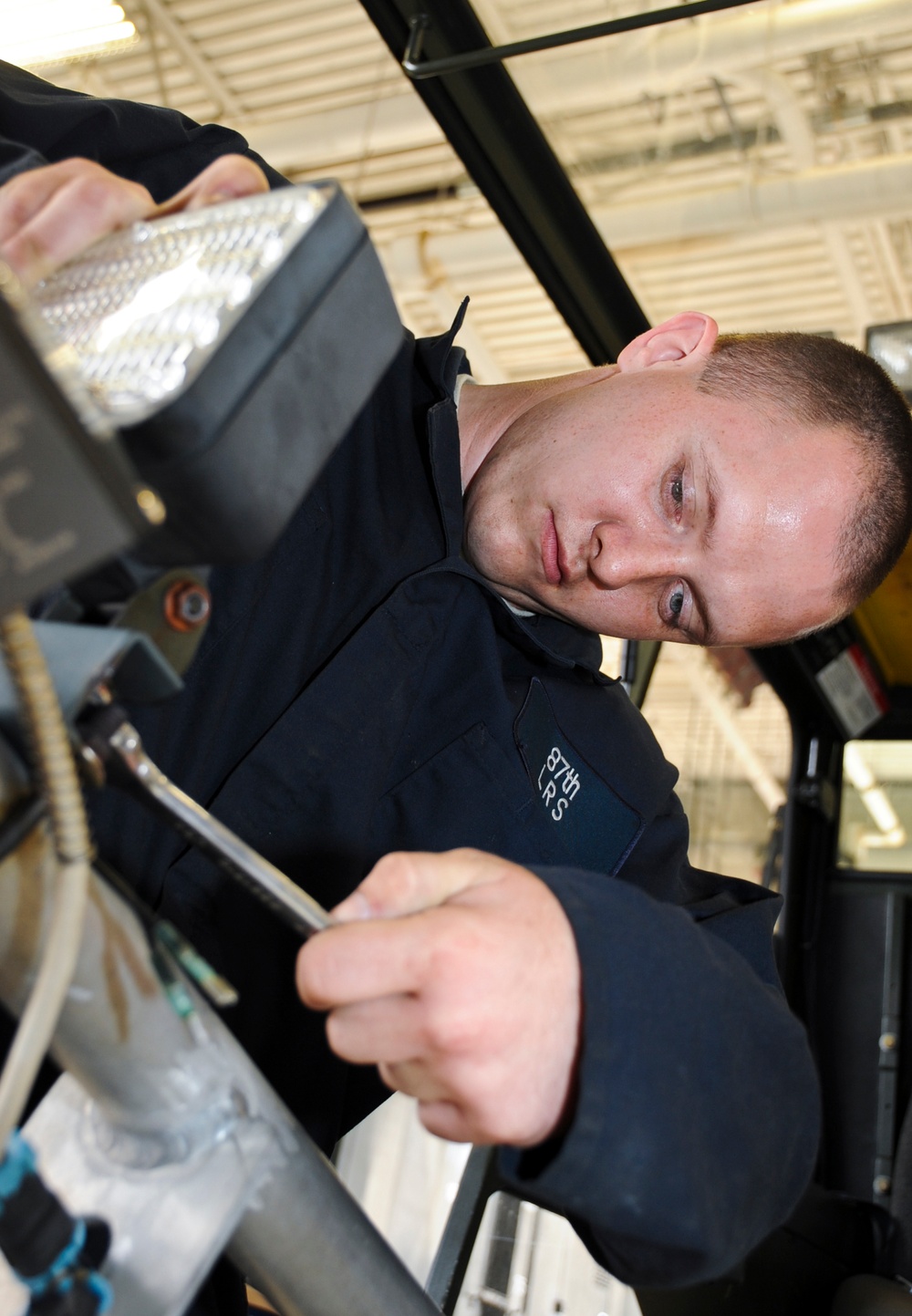 It's all in a day's work: vehicle maintainers fight heat, combat cold