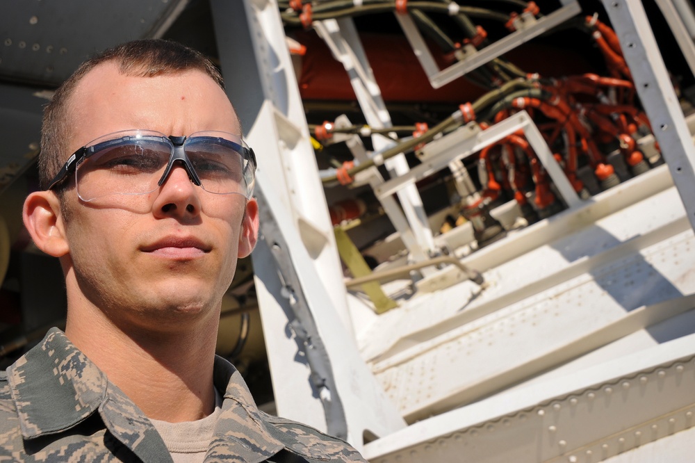 305th Maintenance Group airmen at work
