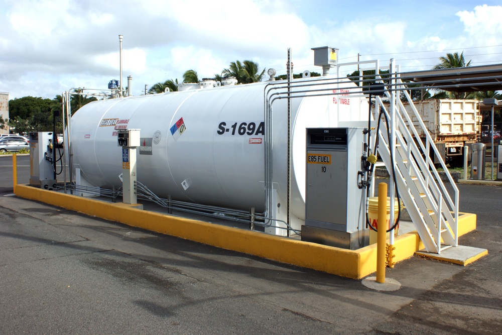 Navy's First E85 Station in Hawaii